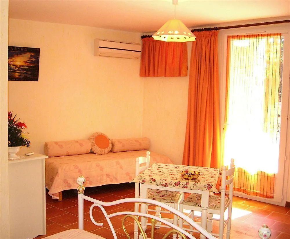 Bed & Breakfast Mas Aurelia B&B Frejus